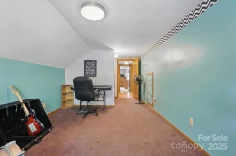 103 E Timberland Dr, Grover, NC 28073 photo 39