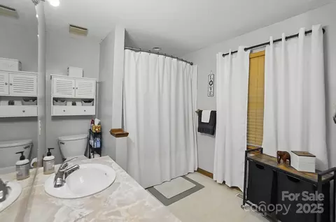 103 E Timberland Dr, Grover, NC 28073 photo 31