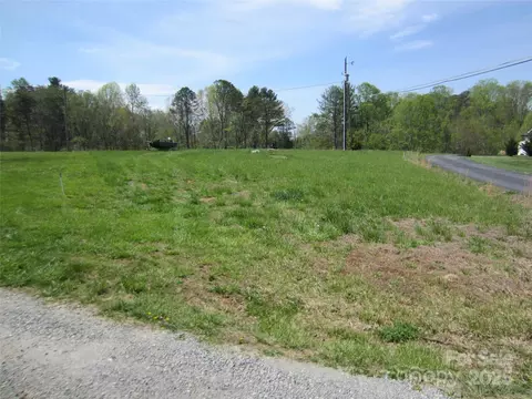 99999 New Pinner Pl, Arden, NC 28704