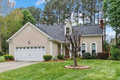 1509 Kirkbridge Ct, Matthews, NC 28105