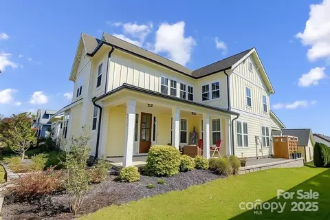 1507 Riverwalk Pkwy, Rock Hill, SC 29730