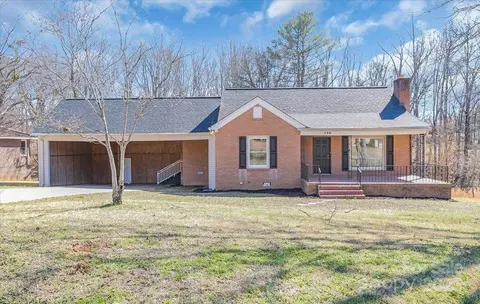 108 Calton Dr, Gaffney, SC 29341