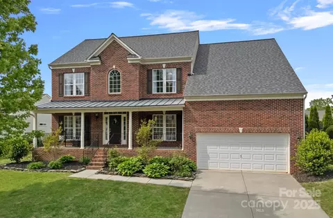 156 Pecan Hills Dr, Mooresville, NC 28115