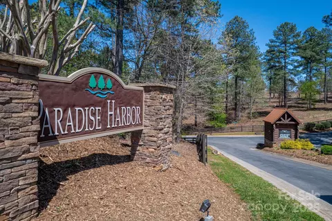 1236 Boardwalk Dr, Connelly Springs, NC 28612