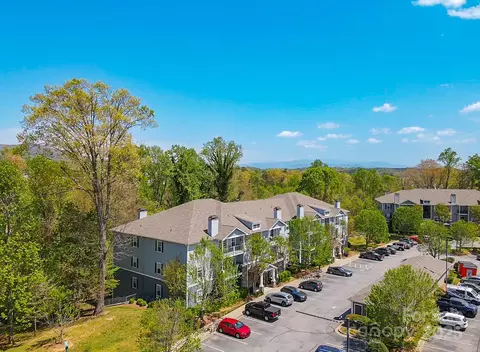 400 Vista Lake 103 Dr #103, Candler, NC 28715
