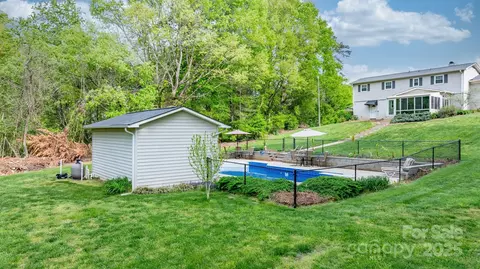 5486 Suttlemyre Ln, Hickory, NC 28601 photo 36