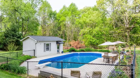 5486 Suttlemyre Ln, Hickory, NC 28601 photo 37
