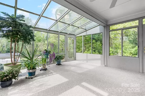 5486 Suttlemyre Ln, Hickory, NC 28601 photo 22