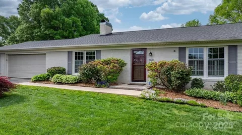 5486 Suttlemyre Ln, Hickory, NC 28601 photo 33