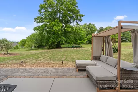 176 Jennymarie Rd, Mooresville, NC 28115