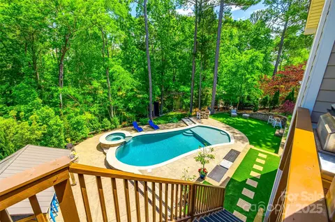 288 Ridge Reserve Dr, Lake Wylie, SC 29710
