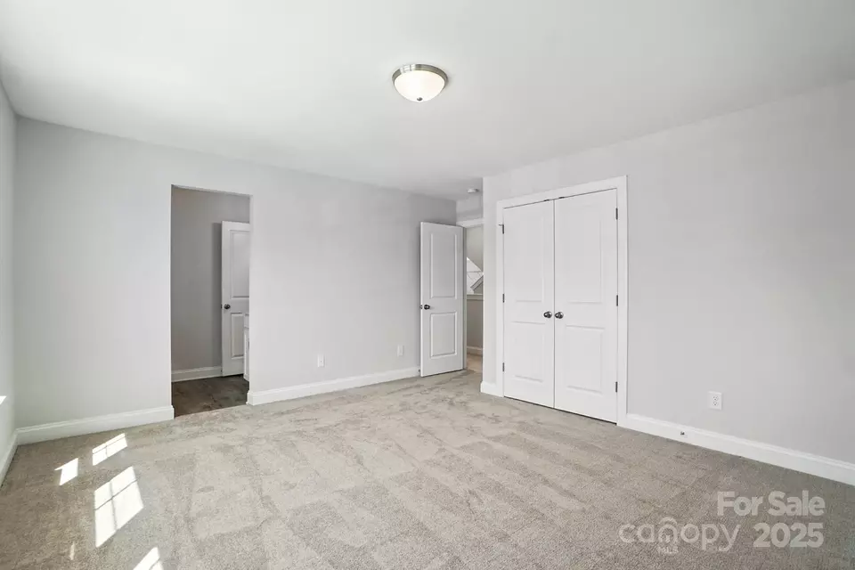 Bedroom - 2012 Embassy Ct, Charlotte, NC 28213 photo 3 of 6