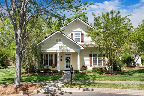 13216 Old Compton Ct, Pineville, NC 28134