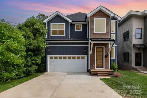 933 Tennyson Dr, Charlotte, NC 28208