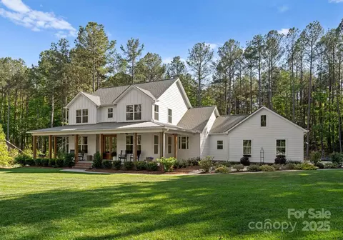 7351 Bay Cove Ct, Denver, NC 28037