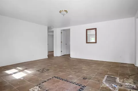 Living - 124 Ayers Rd, Grover, NC 28073 photo 1 of 2