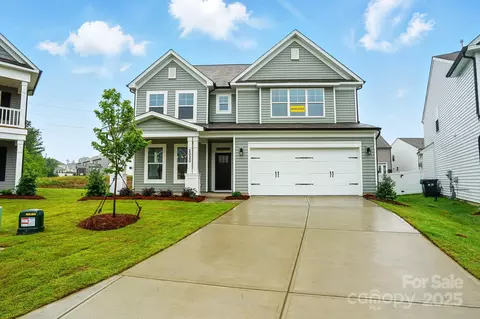 2020 Embassy 48 Ct #48, Charlotte, NC 28213