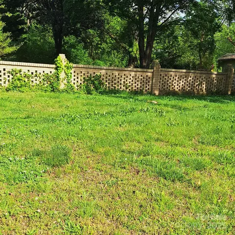 207 Maurice St, Monroe, NC 28112 photo 3