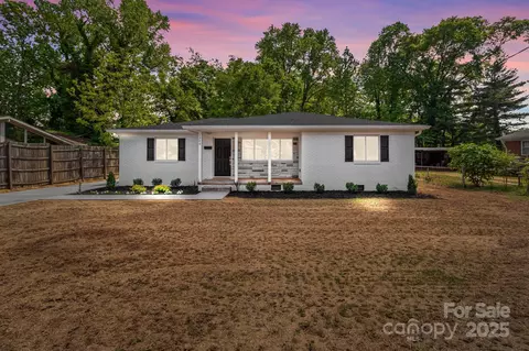 1306 Klondale Ave, Kannapolis, NC 28081