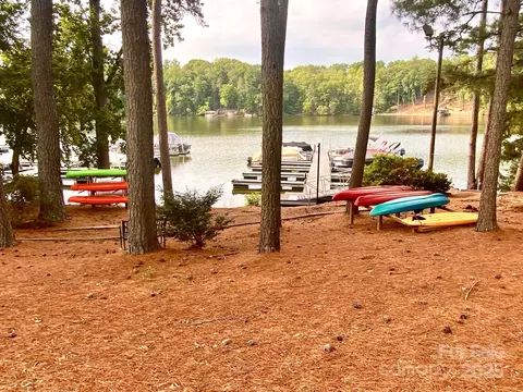 5442 Bridgewater 284 Dr #284, Granite Falls, NC 28630