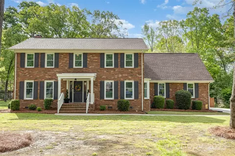 2514 King Arthur Dr, Monroe, NC 28110
