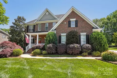 10716 Persimmon Creek Dr, Mint Hill, NC 28227