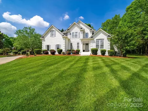 3700 Carolina Cherry Ct, Gastonia, NC 28056