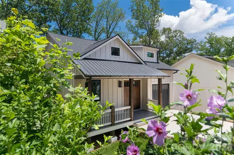 110 Unadilla Ave, Asheville, NC 28803