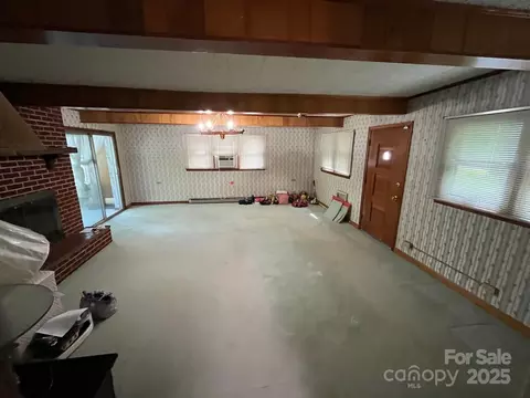 187 E Glenview St, Marion, NC 28752 photo 18
