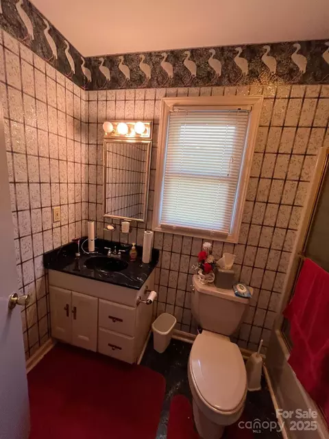 187 E Glenview St, Marion, NC 28752 photo 31