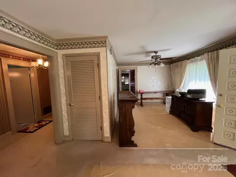 187 E Glenview St, Marion, NC 28752 photo 11