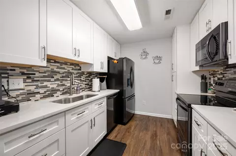 21136 Cold Spring Ln, Cornelius, NC 28031 photo 8
