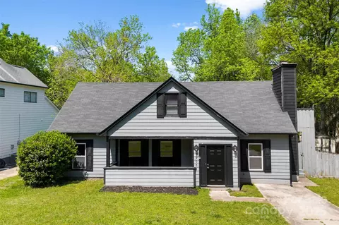 7905 Quail Field Dr, Charlotte, NC 28227