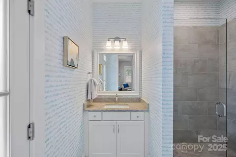 Bath - 309 Catawba Ave, Davidson, NC 28036 photo 1 of 4