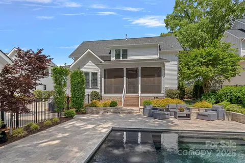 Exterior - 309 Catawba Ave, Davidson, NC 28036 photo 9 of 15