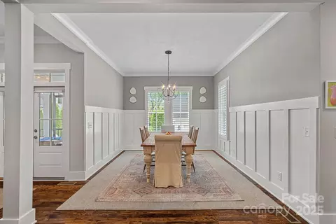 Dining - 309 Catawba Ave, Davidson, NC 28036 photo 1 of 1