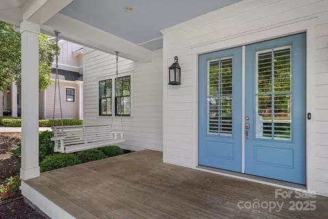 Exterior - 309 Catawba Ave, Davidson, NC 28036 photo 3 of 15