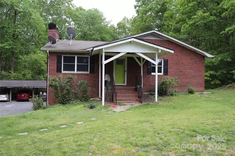 347 Poole Rd, Troy, NC 27371