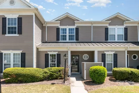11229 Lions Mane St, Charlotte, NC 28273