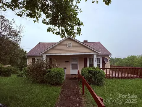 507 Jennings Sw St SW, Lenoir, NC 28645