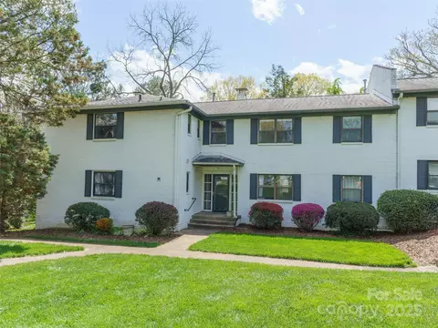 615 Biltmore F8 Ave #F8, Asheville, NC 28803