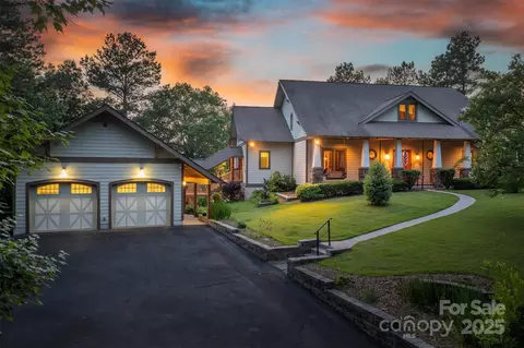 2071 Starboard Ln, Connelly Springs, NC 28612
