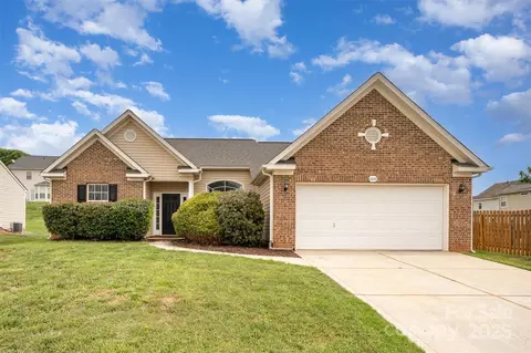 6849 Blake Brook Dr, Concord, NC 28025
