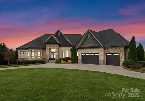 767 Pinnacle Dr, Iron Station, NC 28080