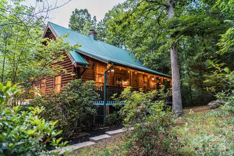 113 Grouse St, Lake Lure, NC 28746