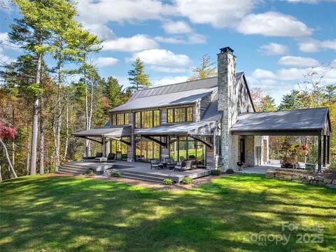 340 Mills Creek Trce, Lake Toxaway, NC 28747