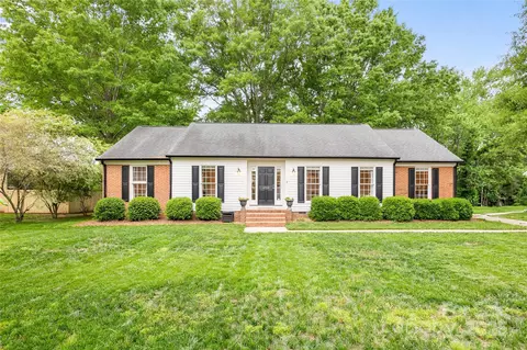 6718 Summerlin Pl, Charlotte, NC 28226