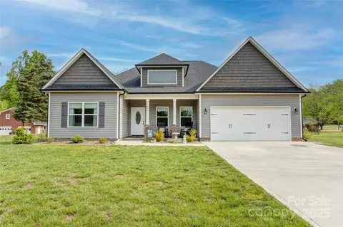 604 Airport Rd, Kannapolis, NC 28081