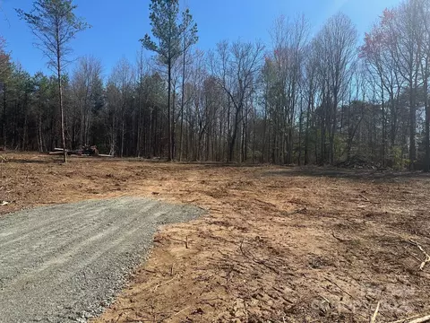 2366 Mt Pleasant 1 Rd #1, Sherrills Ford, NC 28673