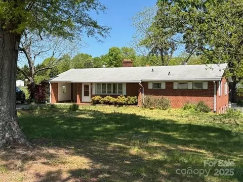 8588 Smith Rd, Kannapolis, NC 28081 photo 2